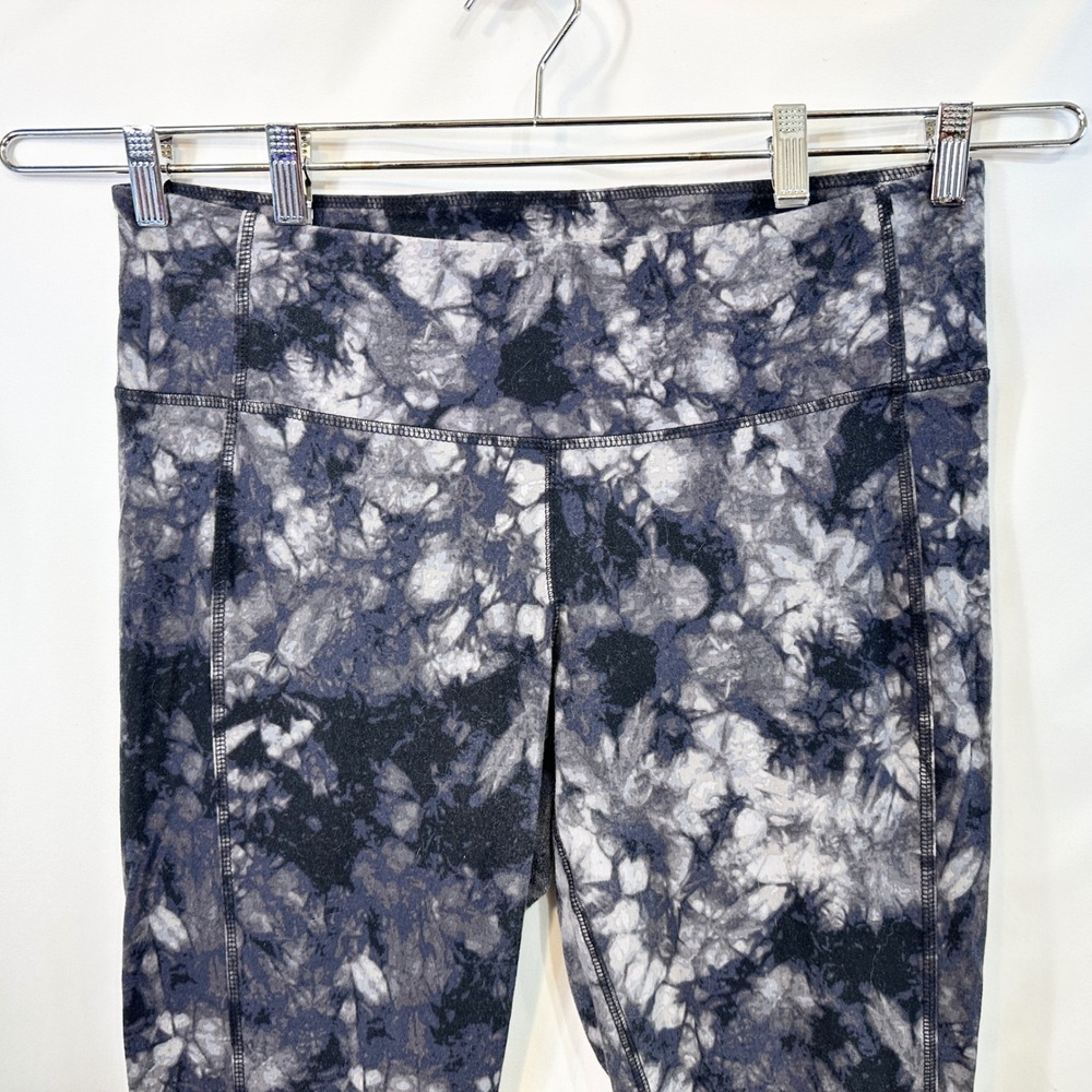 Lane Bryant Plus Size 18/20 Leggings Gray Cropped Strappy Livi Workout 1194 - Picture 3 of 6